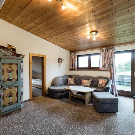 Appartementanlage Kerber 3* זיפלד אין טירול