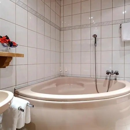 Aparthotel Appartementanlage Kerber 3*