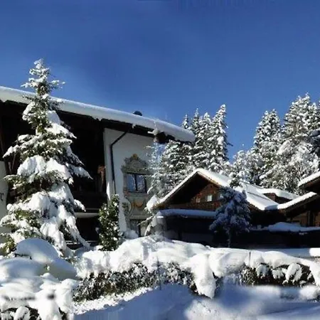Aparthotel Appartementanlage Kerber Seefeld in Tirol